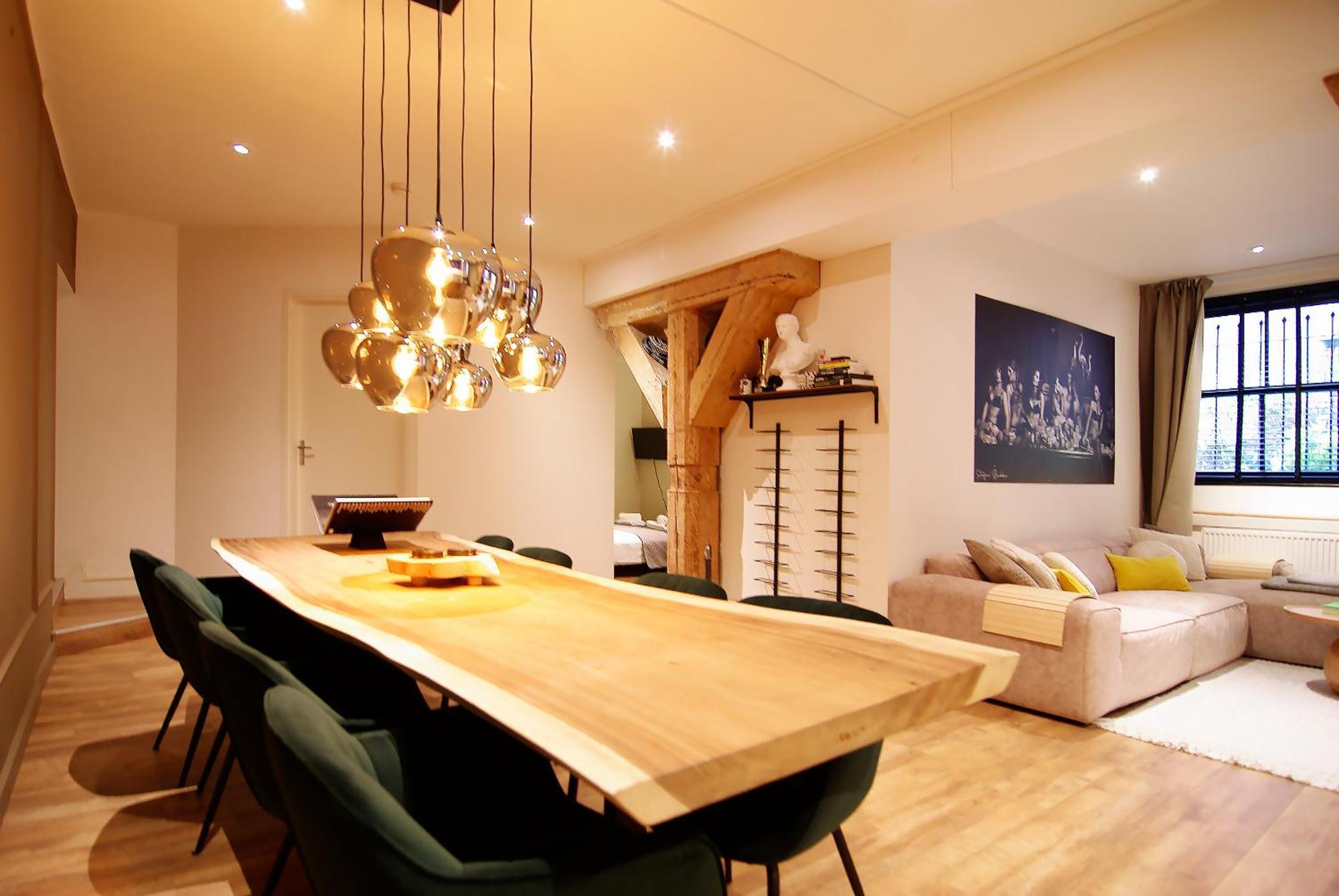 Stunning 2 Bedroom Apt. Heart Of The City! Appartement