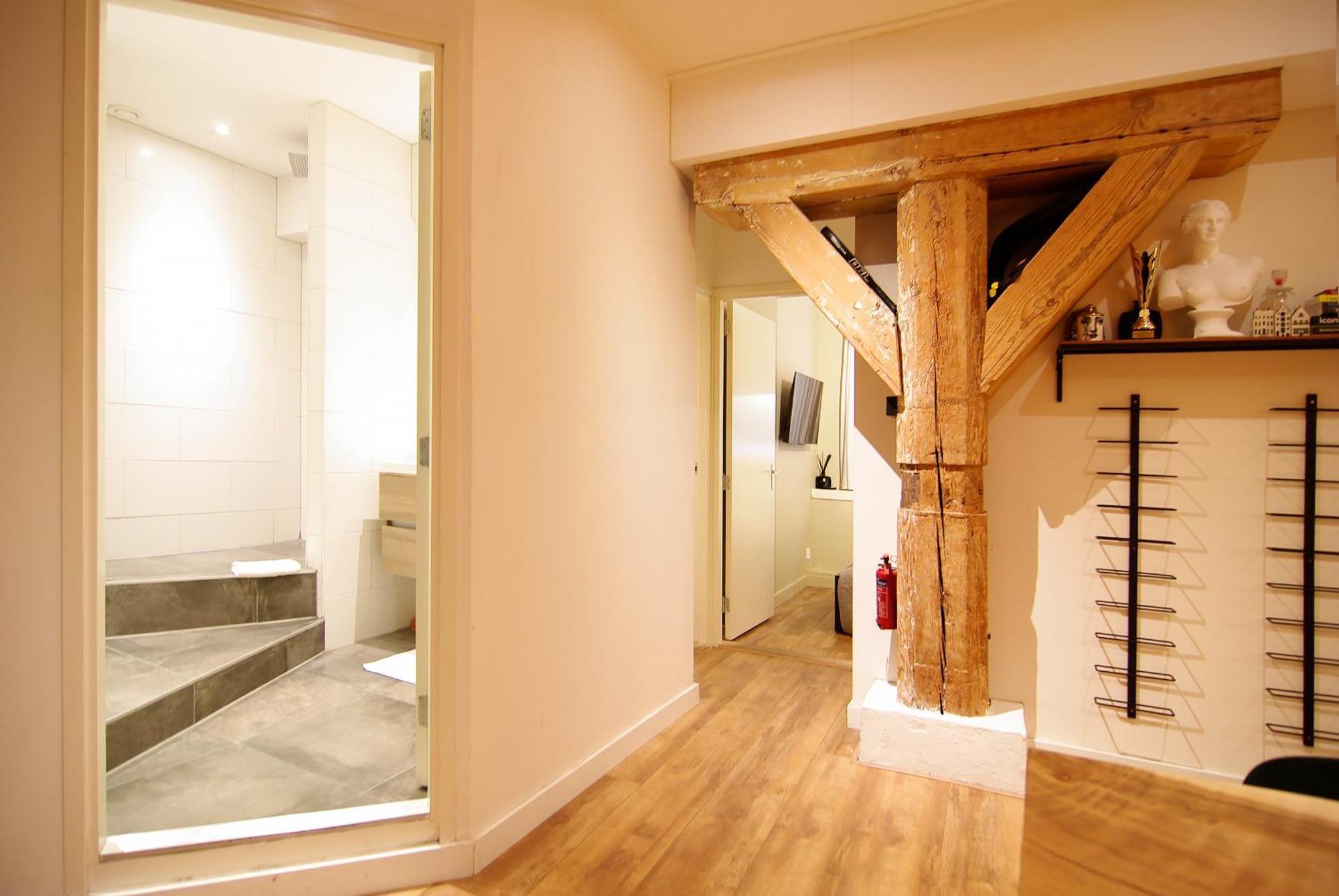 Appartement Stunning 2 Bedroom Apt. Heart Of The City!